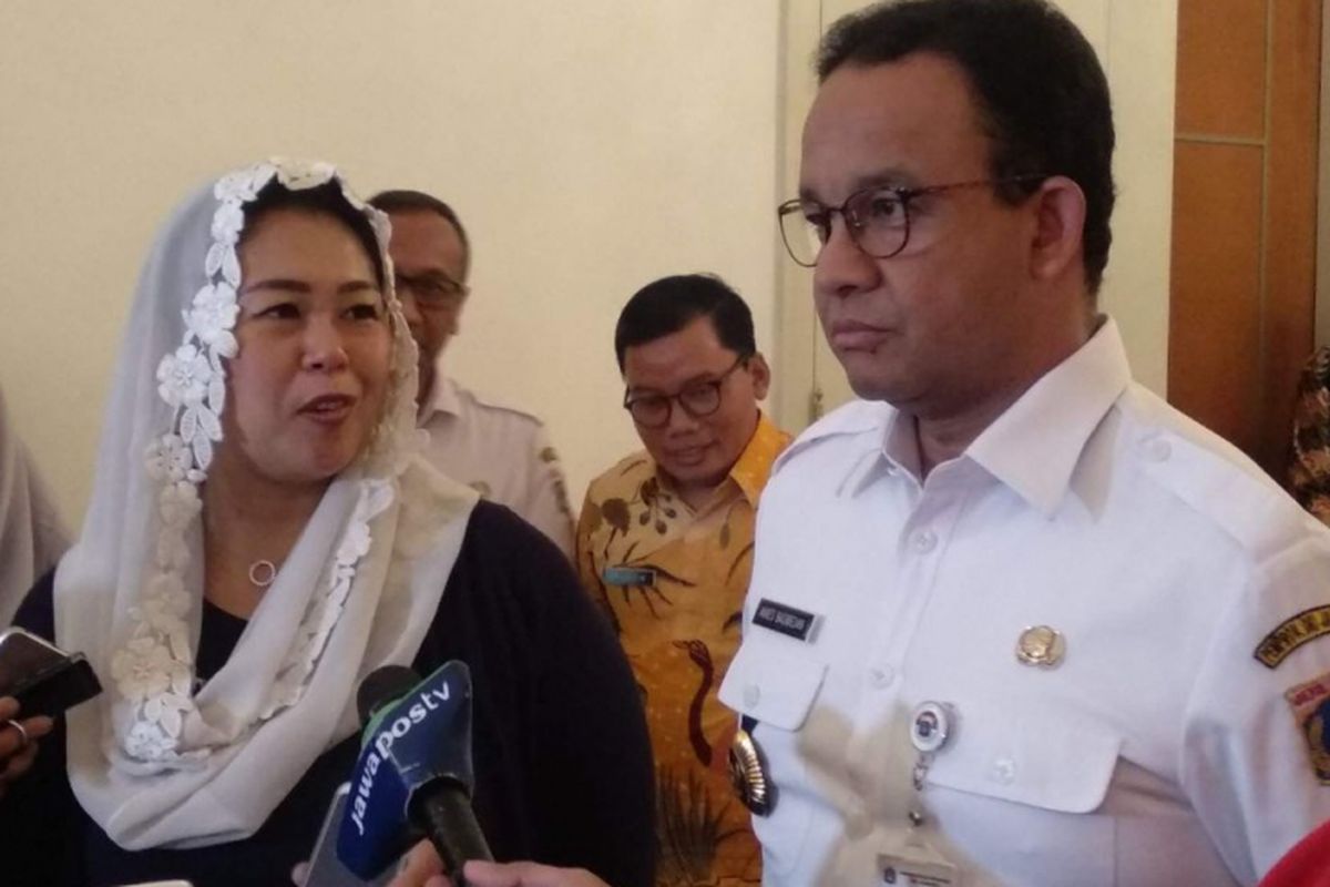 Yenny Wahid dan Gubernur DKI Jakarta Anies Baswedan di Balai Kota DKI Jakarta, Rabu (16/1/2019).