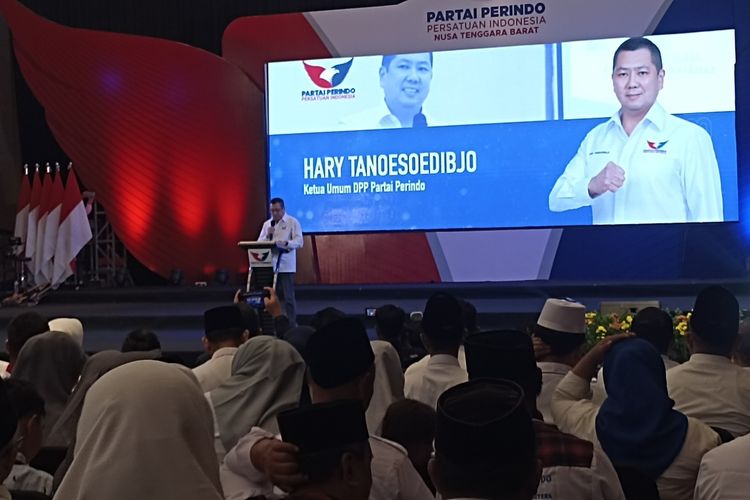 Ketum Perindo Hary Tanoesoedibjo usai melantik DPW Partai Perindo NTB, Sabtu (18/3/2023)