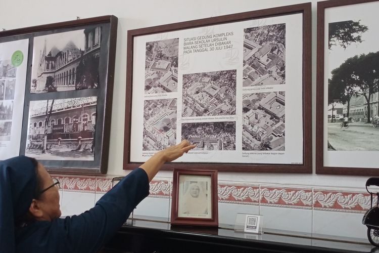 Suster Lucia Anggraini, OSU menunjukan rentetan peristiwa bersejarah dari Sekolah Cor Jesu di Kota Malang, Jawa Timur.