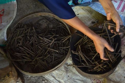 Nikmatnya Ampo, Camilan Khas Tuban yang Terbuat dari Tanah Liat