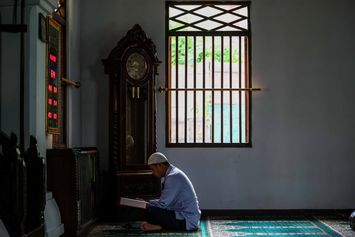 Membaca Ayat Suci Al-Quran di Bulan Ramadhan