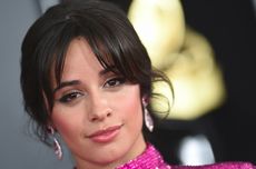 Main Film Pertama, Camila Cabello Perankan Cinderella