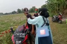 Petugas Turun ke Sawah Bujuk Petani agar Mau Divaksin, Ini Penjelasan Kepala Puskesmas Megaluh Jombang