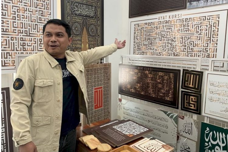 Syafiun Najib (25), pemilik toko Dipajang.id yang berhasil menjual produk home-decor hingga ke luar negeri.