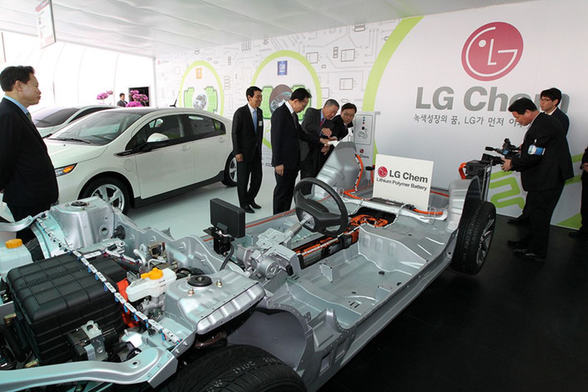 Ilustrasi baterai mobil listrik LG Chem