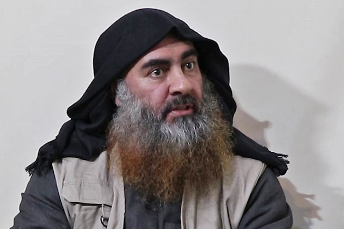 Dalam foto yang diduga diambil pada 30 April 2019 oleh media Al-Furqan menunjukkan Pemimpin ISIS Abu Bakar al-Baghdadi muncul pertama kalinya dalam lima tahun sejak dia mendeklarasikan kekhalifahan pada 2014.