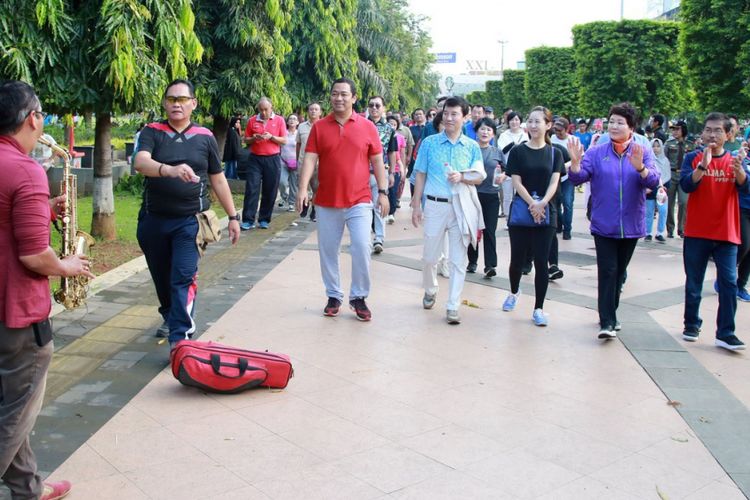 Wali Kota Semarang Hendrar Prihadi dan Wakil Wali Kota Junggu Kim Hwa Jin dalam program sister city kedua kota tersebut.