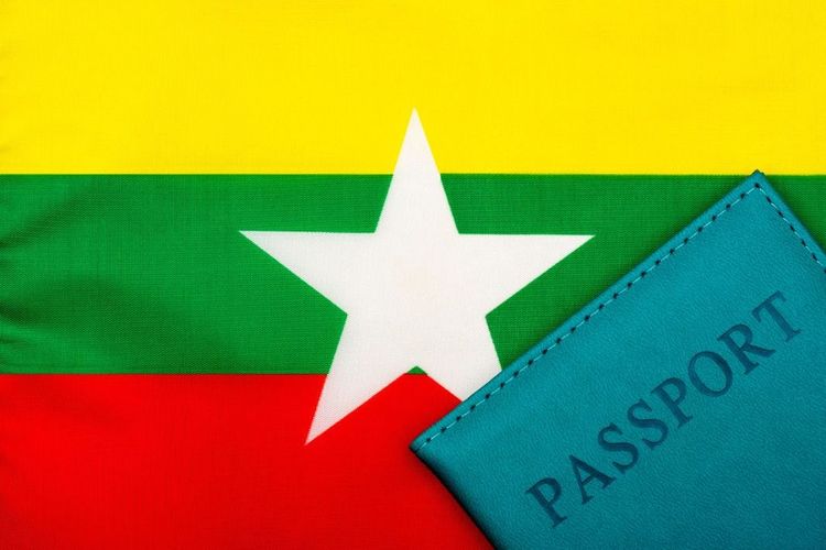 Ilustrasi paspor Myanmar.