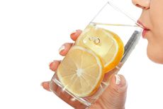 Benarkah Air Lemon Bisa Menurunkan Berat Badan?