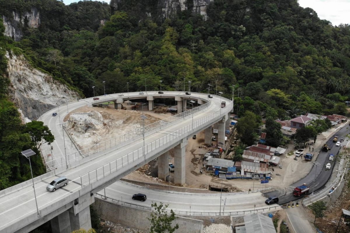 Jembatan layang Maros-Bone di Sulawesi Selatan.