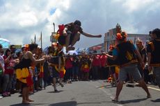 Ada Lompat Batu Nias di Salatiga