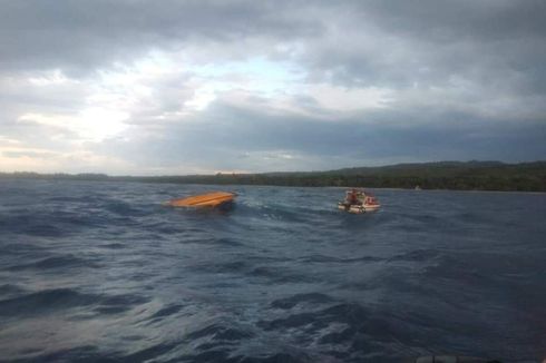 Speedboat Pengantar Jenazah Tenggelam di Laut Maluku