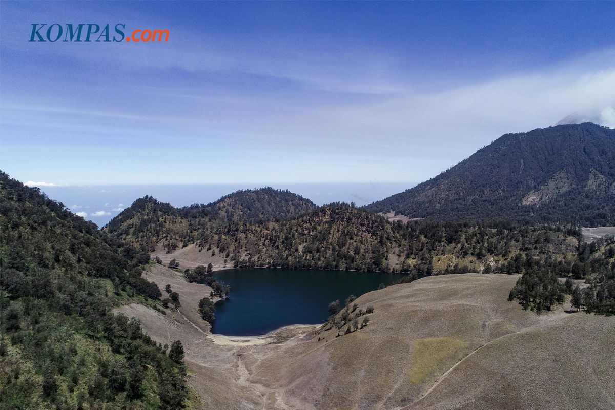 KEINDAHAN ALAM INDONESIA - Lanskap Ranu Kumbolo, Gunung Semeru, Lumajang, Jawa Timur, Kamis (19/9/2019). Ranu Kumbolo menjadi sumber air bersih bagi pendaki Gunung Semeru.