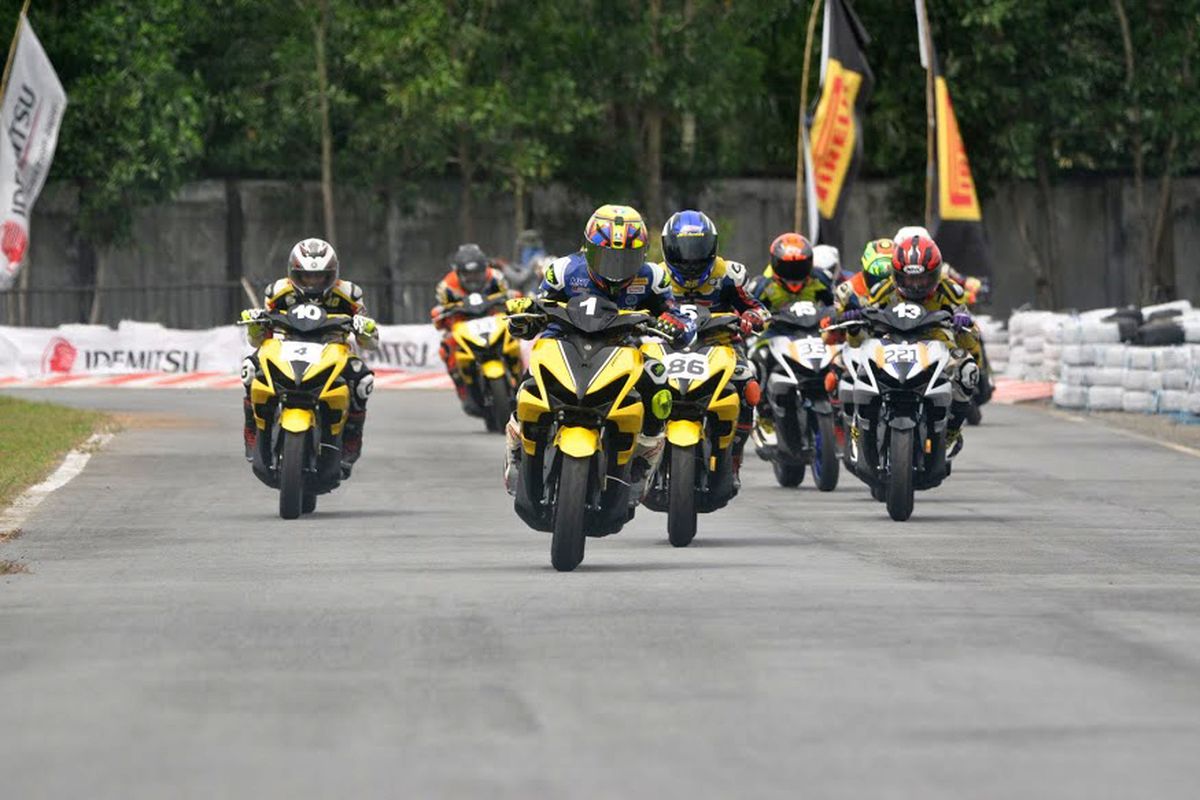 Kelas Yamaha Aerox 155 Cup Community yang diperlombakan di Yamaha Cup Race. Kelas ini merupakan kategori yang khusus diperuntukan bagi komunitas pengguna Yamaha.