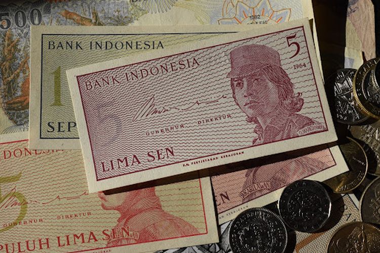 sejarah uang indonesia