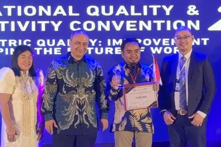 Perwakilan ANTAM (kedua dari kanan) dalam ajang International Quality and Productivity Convention (IQPC) 2024.