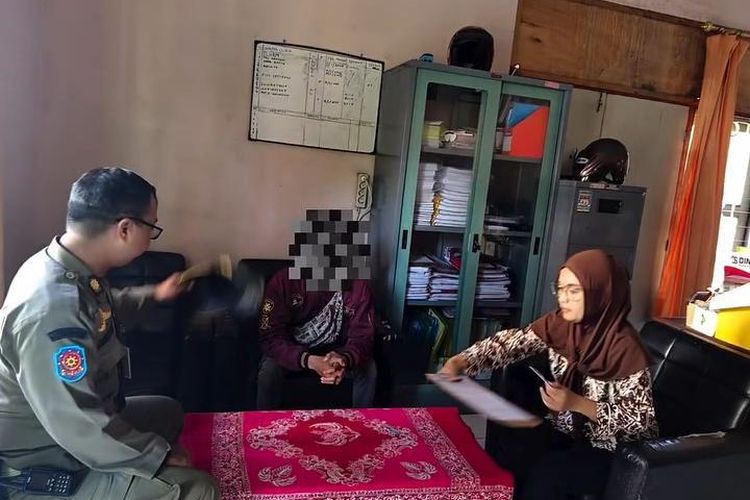 Pria Umbar Alat Kelamin ke Pengunjung Restoran di Solo, Diamankan Satpol PP