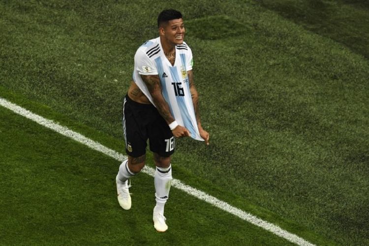 Marcos Rojo jadi penentu kemenangan Argentina atas Nigeria pada pertandingan Grup D Piala Dunia 2018 di St. Petersburg, 26 Juni 2018. 