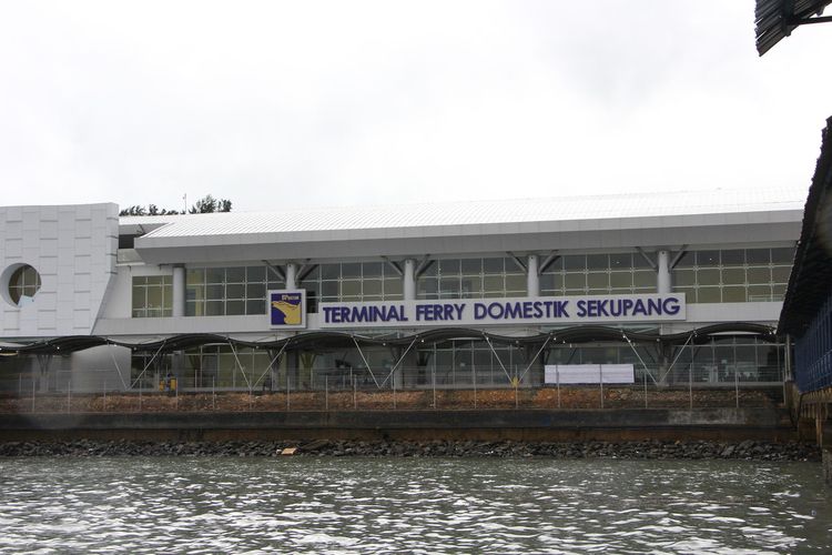 Pelabuhan Kapal Ferry Domestik Sekupang, Batam, Kepulauan Riau.