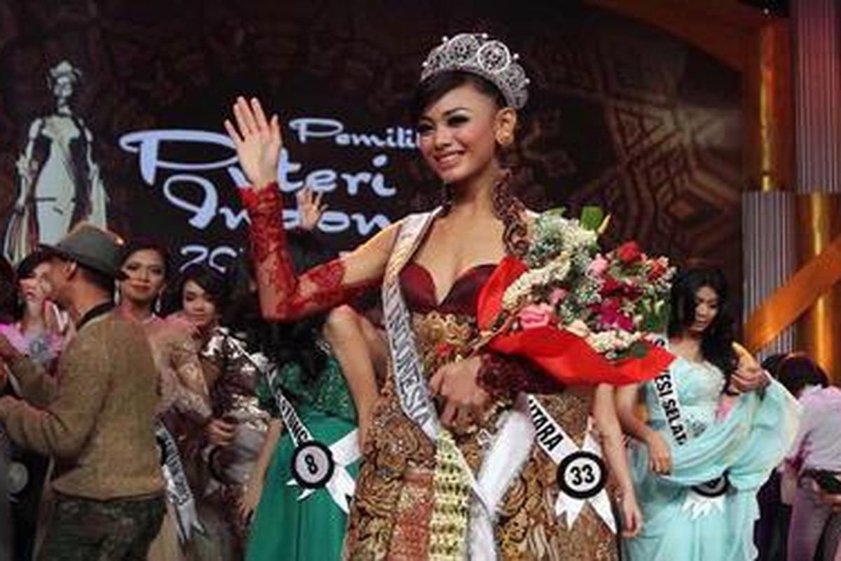 Whulandary, akan berjuang mendapatkan mahkota Miss Universe 2013 di Rusia. 