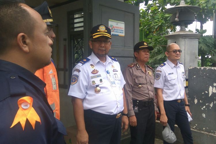 Direktur Jenderal Perkeretaapian Kementerian Perhubungan Prasetyo Boeditjahjono melakukan inspeksi sarana prasarana di wilayah daerah operasional (daop) 5 Purwokerto, Jawa Tengah, Selasa (27/6/2017).