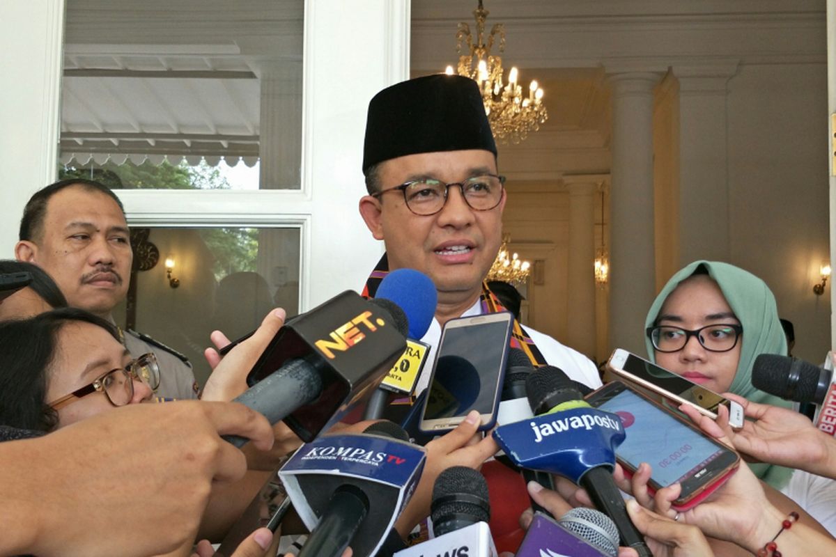 Gubernur DKI Jakarta Anies Baswedan di Balai Kota DKI Jakarta, Jalan Medan Merdeka Selatan, Kamis (9/11/2017).