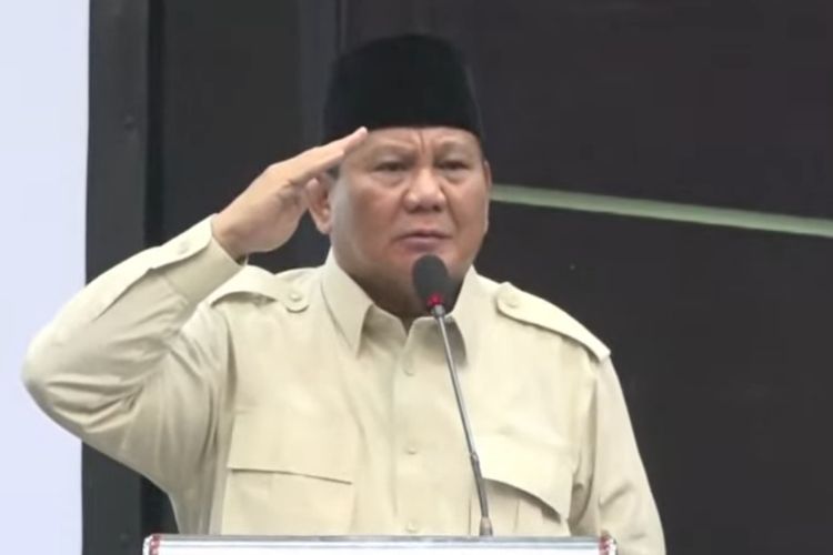 Capres nomor urut 2 Prabowo Subianto saat memberi materi dalam acara Musyawarah Kerja Nasional (Mukernas) Majelis Ulama Indonesia (MUI) III 2023 yang disiarkan secara daring pada Sabtu (2/12/2023). 