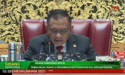 Lodewijk Paulus: Parlemen Memiliki Peran mendasar dalam Penyelesaian Konflik