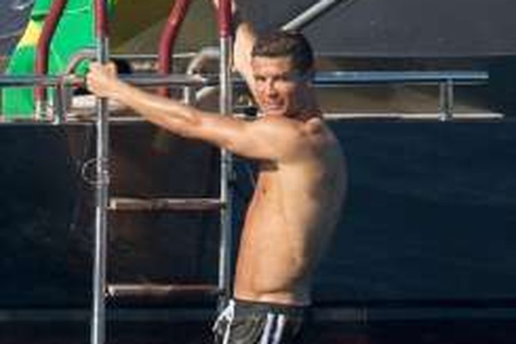 Setelah sukses membawa Real Madrid juara Liga Champions, Cristiano Ronaldo menyempatkan diri berlibur ke Ibiza, Spanyol.