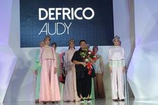 Defrico Audy Hadirkan Koleksi Kain Sumatera dengan Warna Lembut
