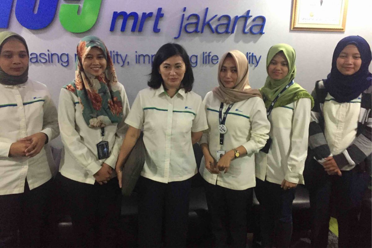 PT MRT merekrut 6 masinis perempuan untuk mengoperasikan MRT di Jakarta, Rabu (18/4/2018).