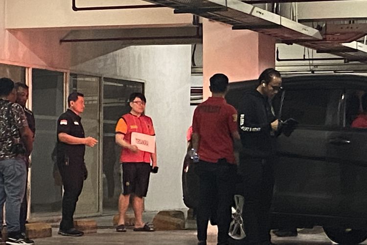 Anak DPR RI saat rekonstruksi tewasnya wanita di Lenmarc Mall Surabaya