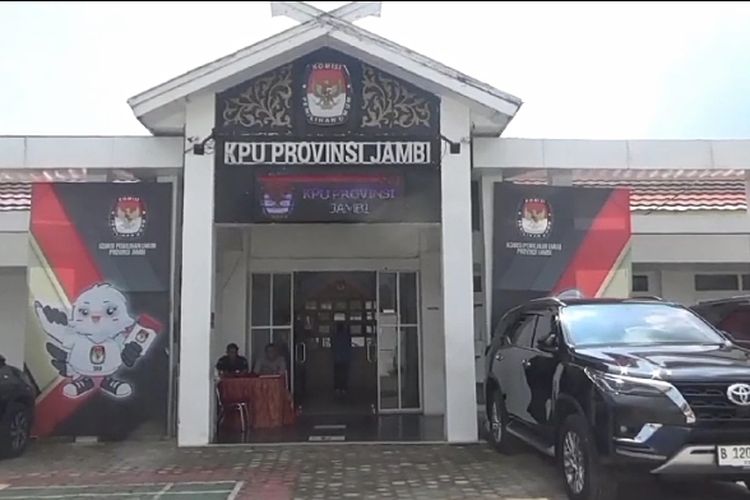 Gedung KPU Provinsi Jambi, Jum'at (14/6/2024).