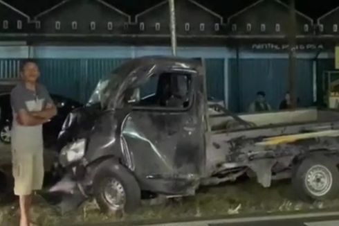 Kecelakaan 2 Mobil Grand Max di Gunungkidul, Belasan Orang Terluka
