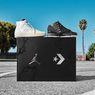 Sneaker Jordan dan Converse Dijual dalam 1 Kotak Spesial, Mau?