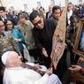 Saat Paus Fransiskus Diberi Hadiah Gunungan Wayang Kulit dari Indonesia...