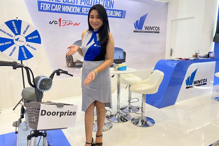 Doorprize sepeda listrik di booth Wincos GIIAS Semarang 2024