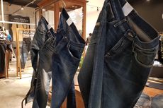 Berbagi Kebaikan Lewat Sepotong Celana Jeans