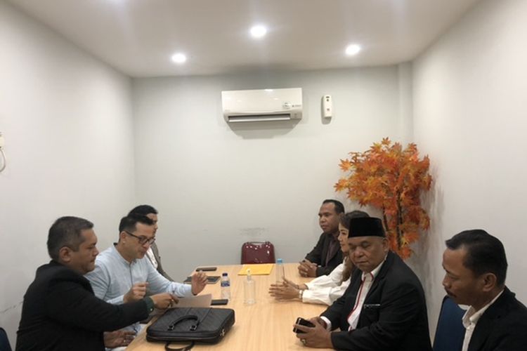 Ari Wibowo dan Inge Anugrah di Pn Jaksel, Senin (29/5/2023).