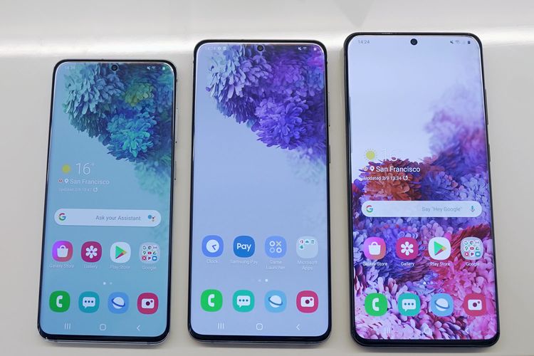Trio Samsung Galaxy S20, S20 reguler, S20 Plus, dan S20 Ultra (kiri ke kanan).