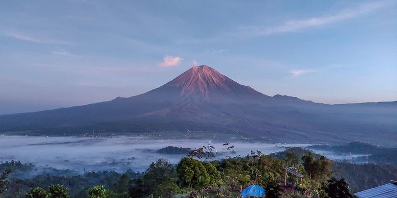 Dari Mahameru Hingga Gunung Raung, Ini 5 Puncak Tertinggi Di Pulau Jawa ...