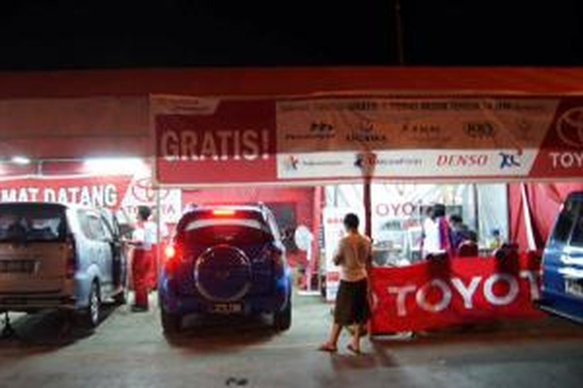 Liburan akhir tahun, Toyota menyiagakan tiga posko 24 jam.