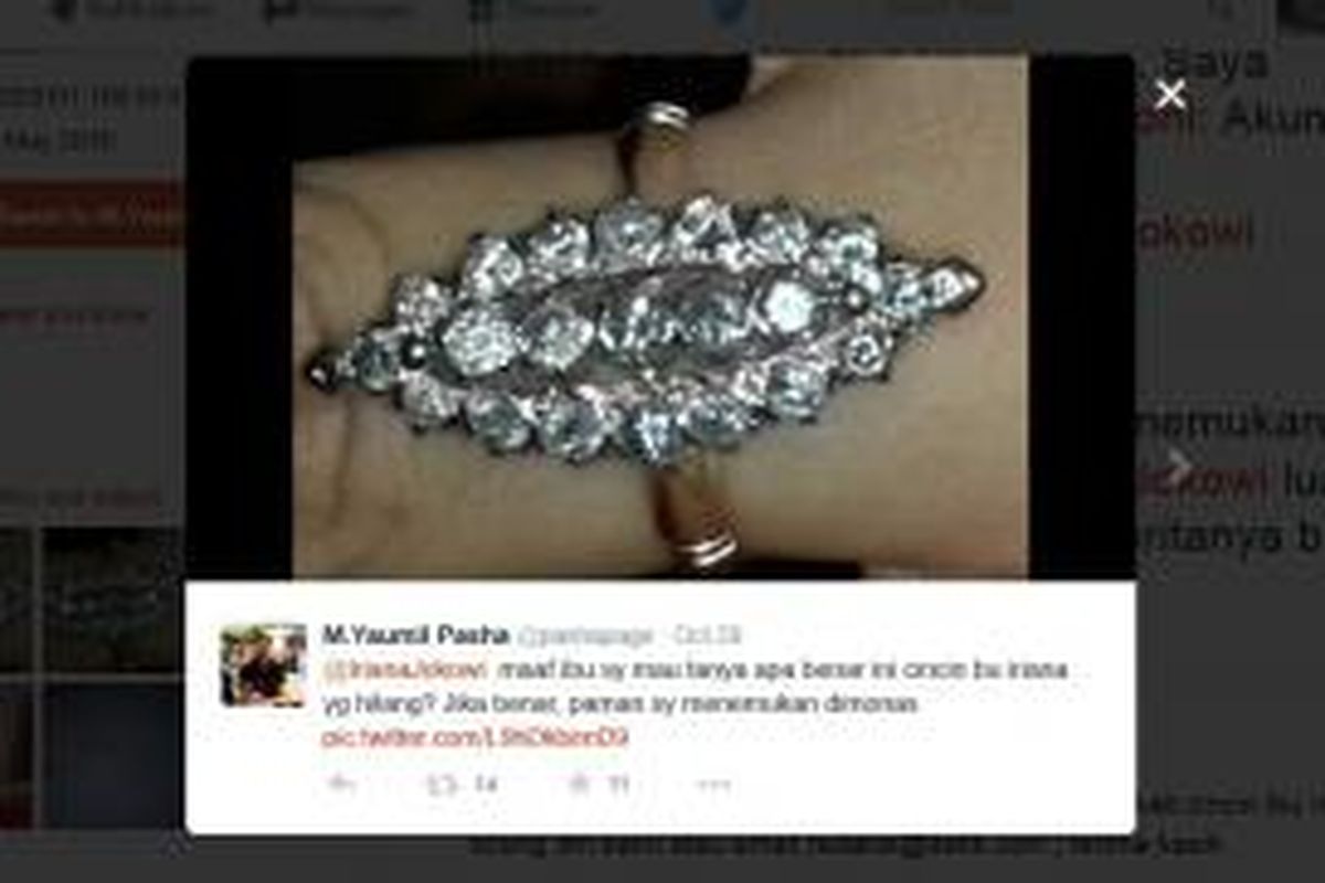 Akun milik Yaumil Pasha yang mengunggah foto cincin Iriana Joko Widodo pada 29 Oktober 2014. Cincin ini hilang di tengah gelaran Pesta Rakyat pada 20 Oktober 2014. Gambar ini diunduh pada Sabtu (8/11/2014).