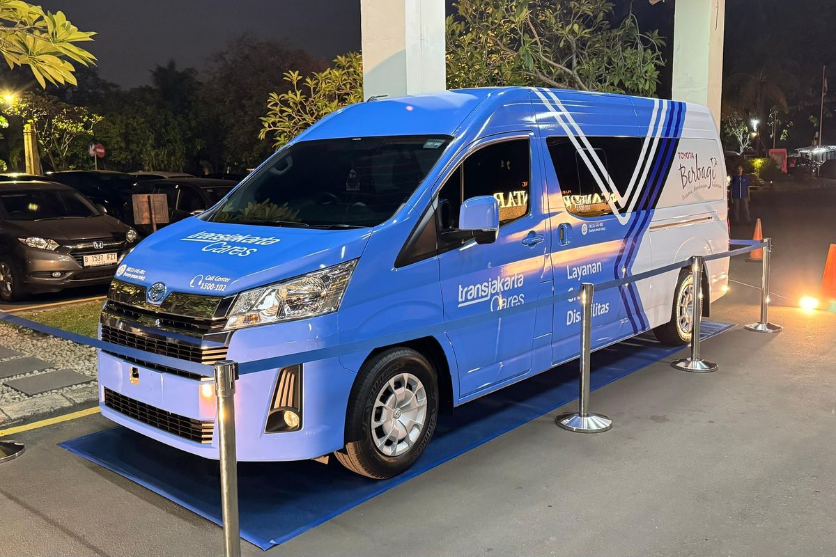 Toyota  HiAce Premio