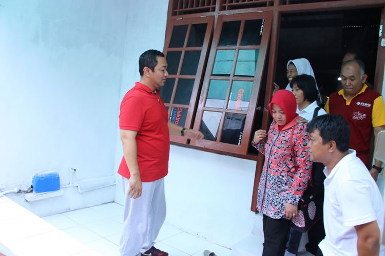 Wali Kota Semarang Hendrar Prihadi menegaskan akan terus melakukan rehabilitasi rumah tidak layak huni di Kota Semarang. Jumlah yang bakal direhabilitasi tak kurang dari 1000 unit rumah setiap tahunnya. 