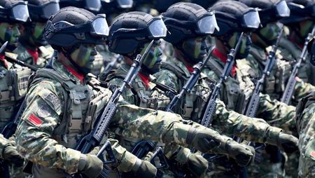 Tugas-tugas Baru TNI: Didik Anak Nakal, Tanam Kedelai, hingga Jaga Kejaksaan