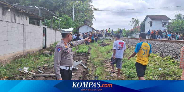 Lokomotif KA Argo Dwipangga Rusak Usai Tabrak Mobil, Penumpang Sempat Terlantar
