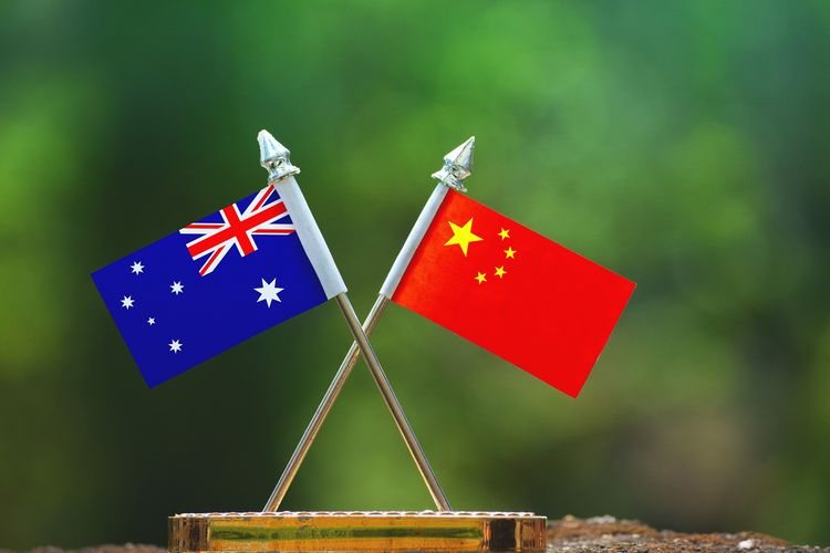 Ilustrasi bendera China dan Australia.