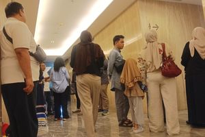 Calon Jemaah Umrah Geruduk Kantor Hanania Travel di Kokas, Owner Dibawa ke Polda Metro