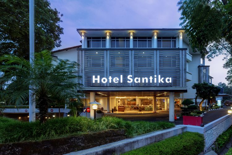 Hotel Santika Bandung.